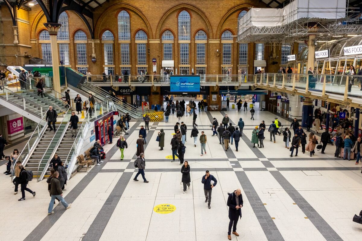 Illustrative photo for: Indra Transport for London: €1 Billion Ticketing Management