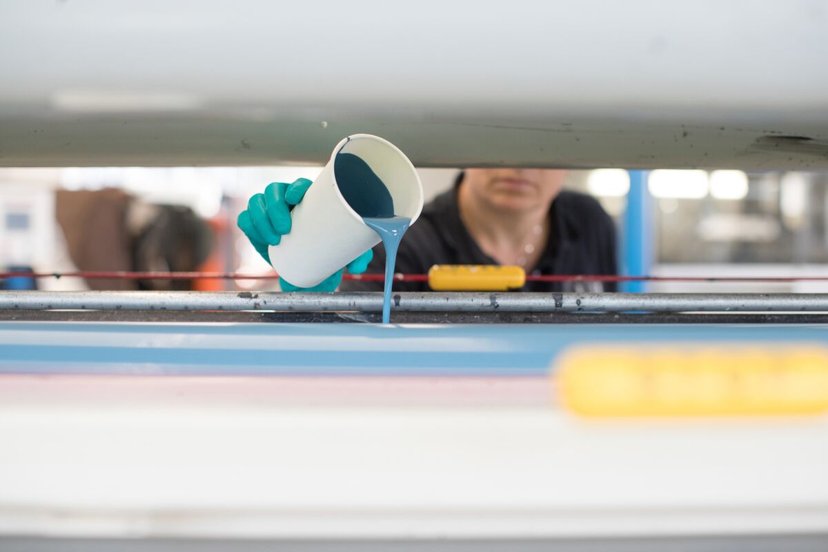 Illustrative photo for: Henkel Stahl acquisition: Henkel Negotiates with Wendel