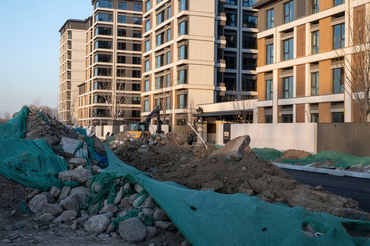 Illustrative photo for: China Vanke Yuan Bond Extension Secures Creditor Backing