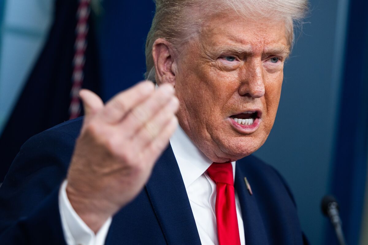 Illustrative photo for: Trump housing investment ban: Executive Order Targets Large