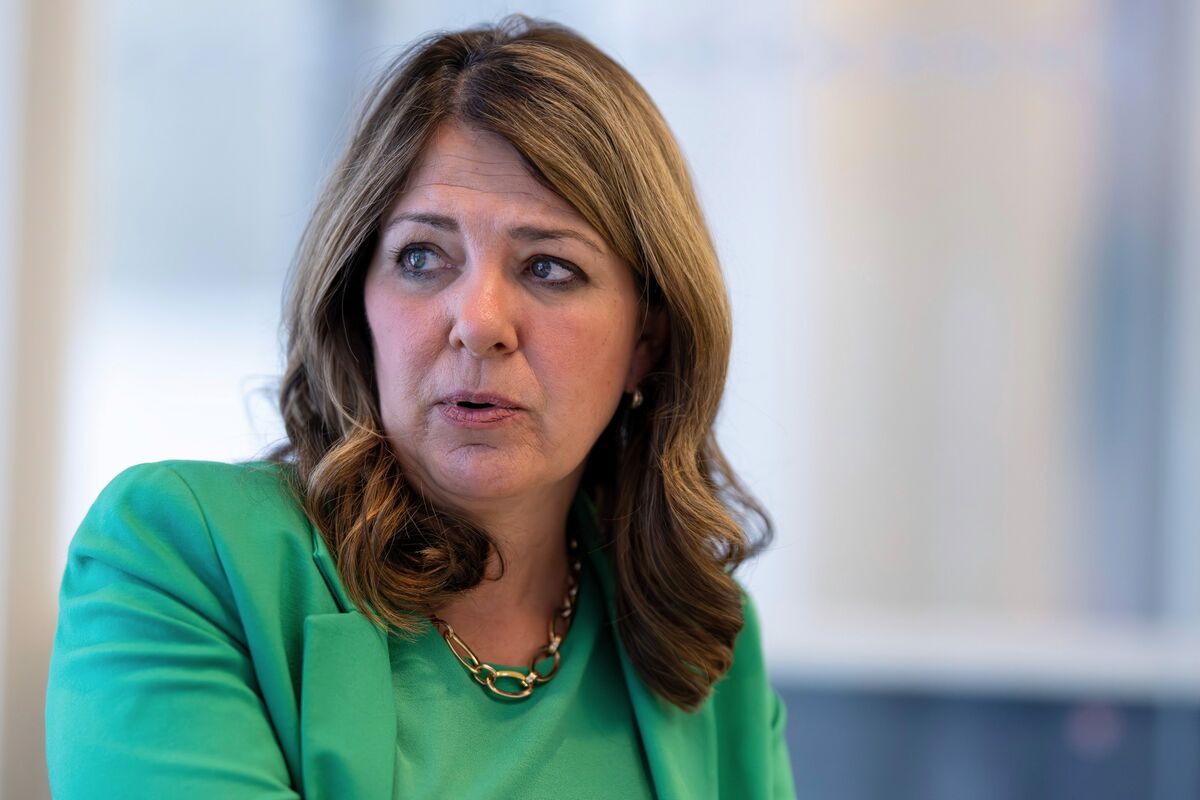 Illustrative photo for: Canadian oil pipeline issues threaten industry amid