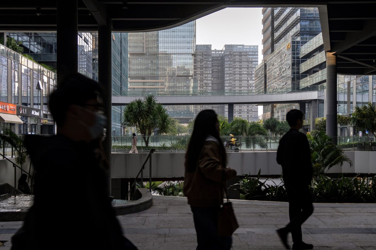 Illustrative photo for: China stock market stabilization efforts falter amid