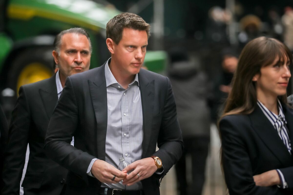 Illustrative photo for: Paramount offer increase to regain deal negotiation momentum