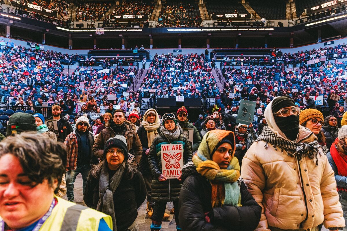 Illustrative photo for: Target CEO Minneapolis violence Addresses Rising Tensions
