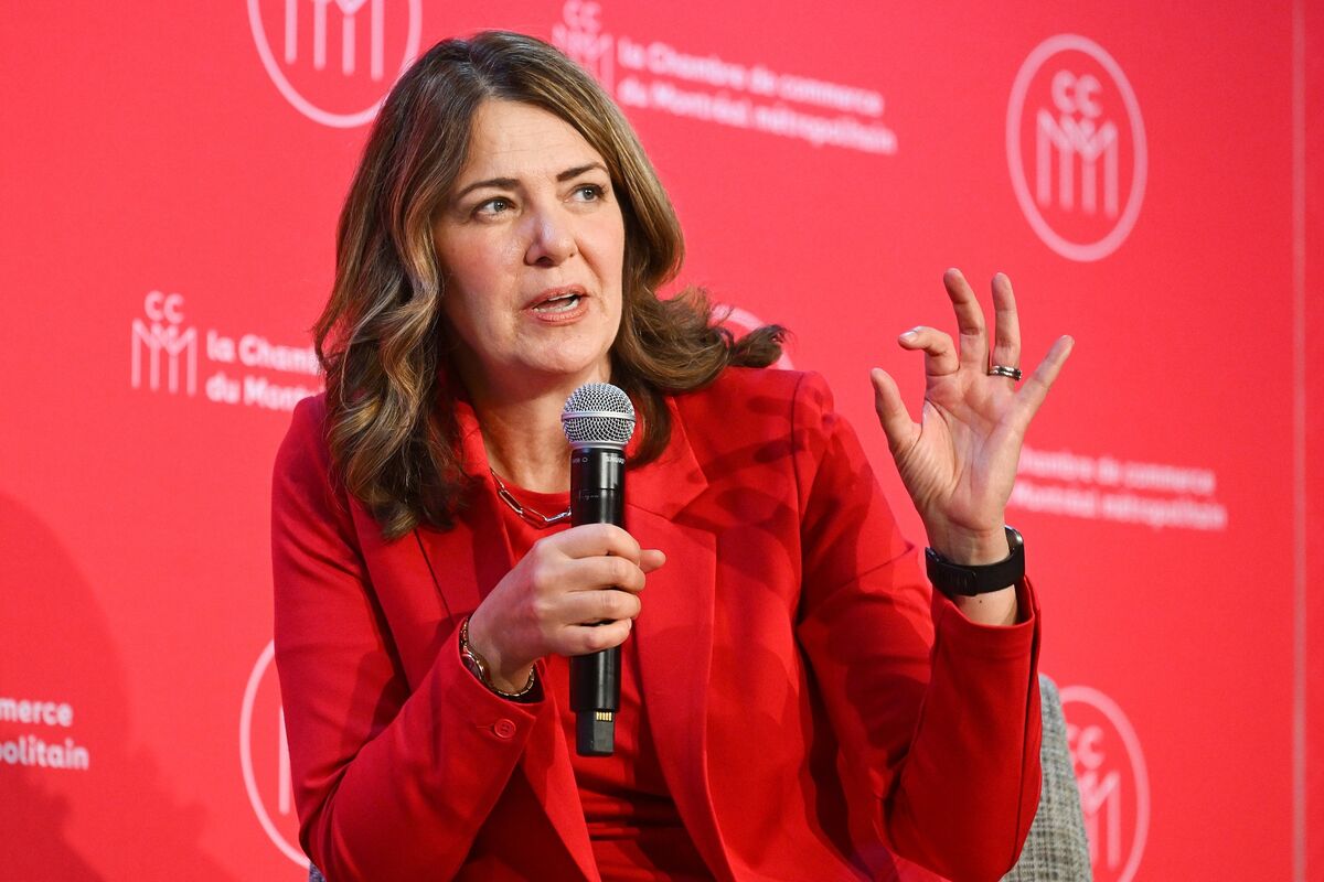 Illustrative photo for: Alberta Independence Referendum Sparks Debate: Premier