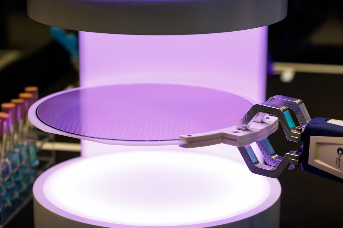 Illustrative photo for: SK Hynix stock surge as shares hit near all-time high on