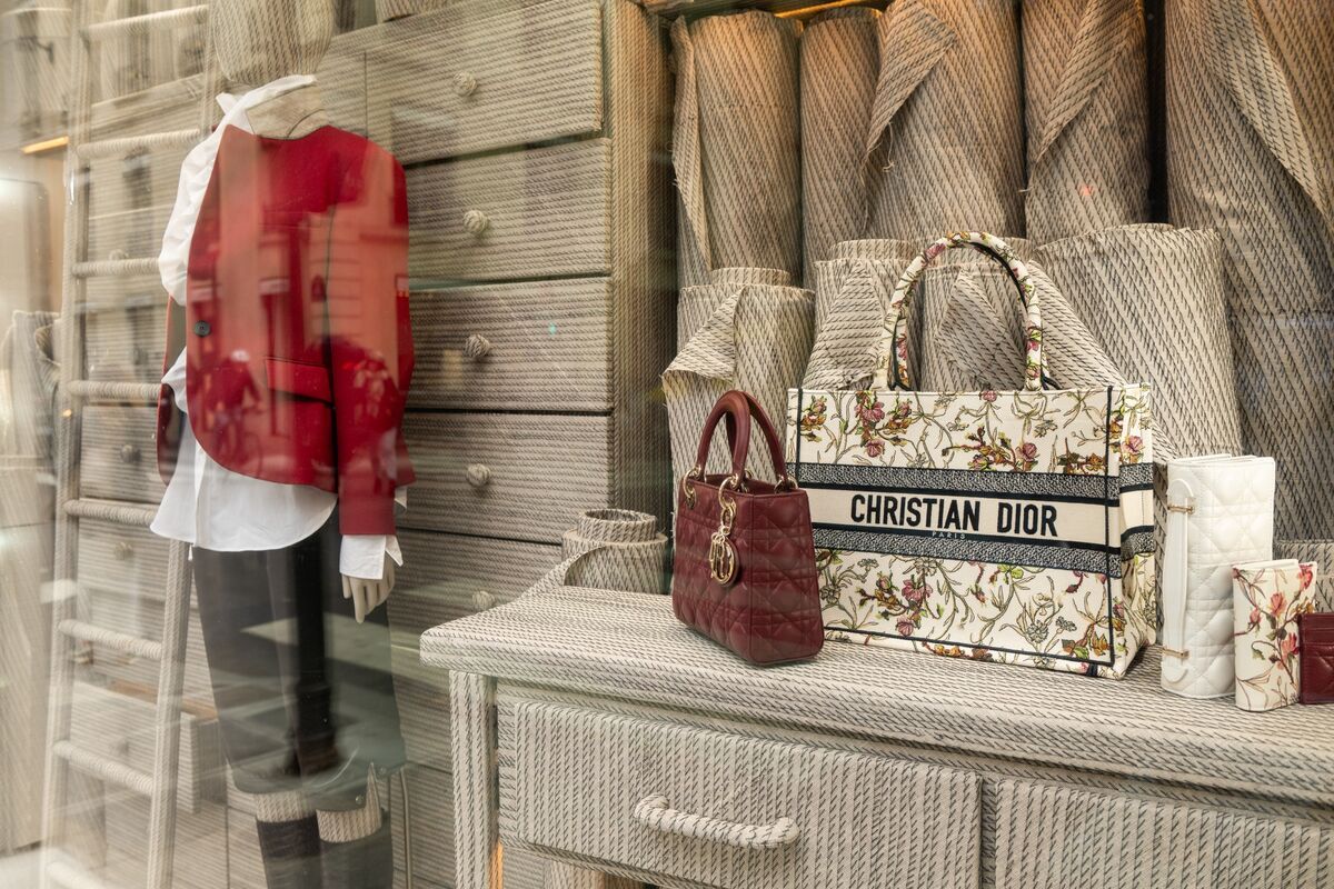 Illustrative photo for: Luxury Stocks Earnings Outlook Sparks Investor Concerns