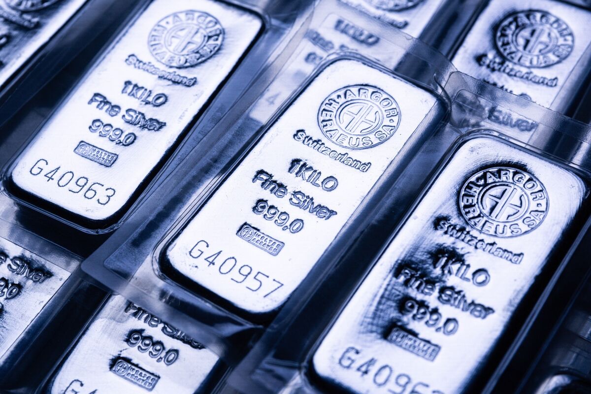 Illustrative photo for: Citigroup Forecasts Silver Price Record at $150/oz in 3