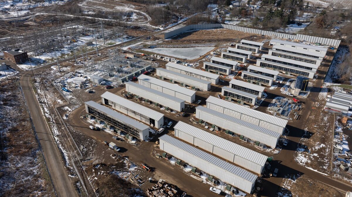 Illustrative photo for: Demand for backup generators rises as US electric grid