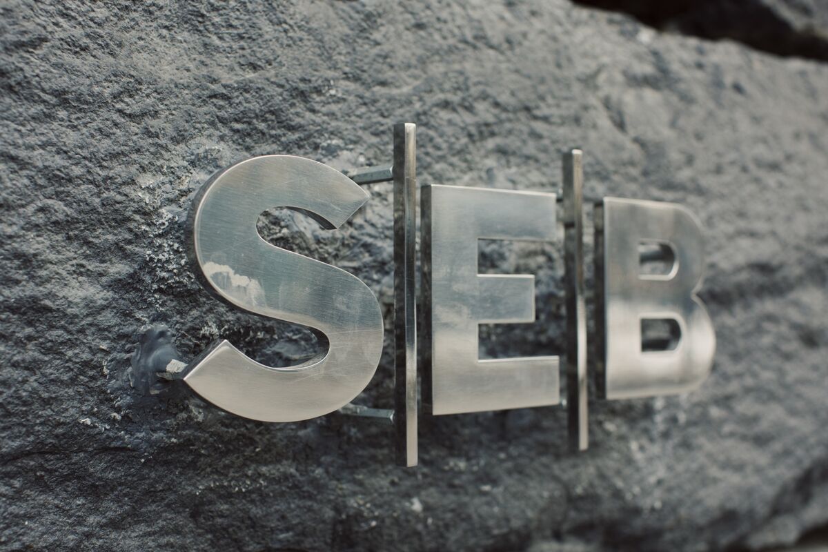 Illustrative photo for: SEB Quarterly Profit Hits Estimates as Fee Revenue Offsets