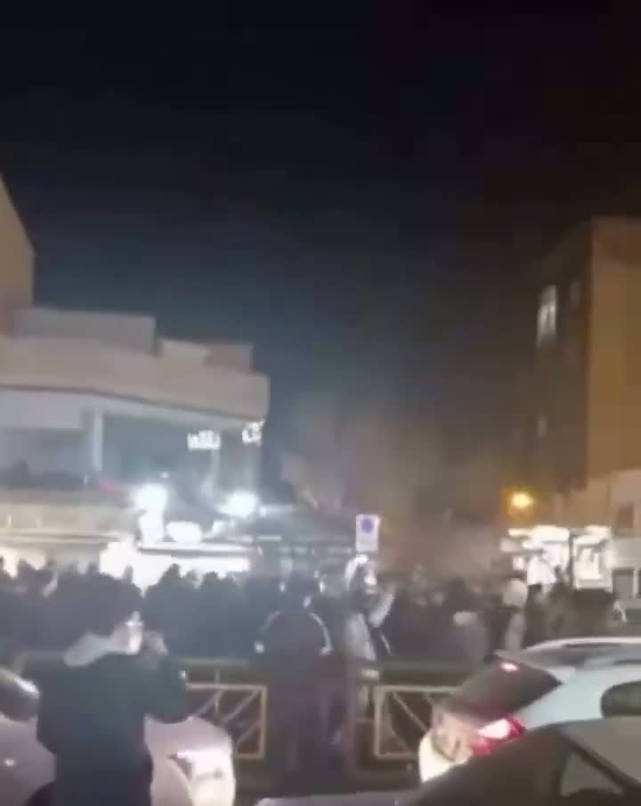 Illustrative photo for: Iran protests Tehran areas escalate on seventh day of