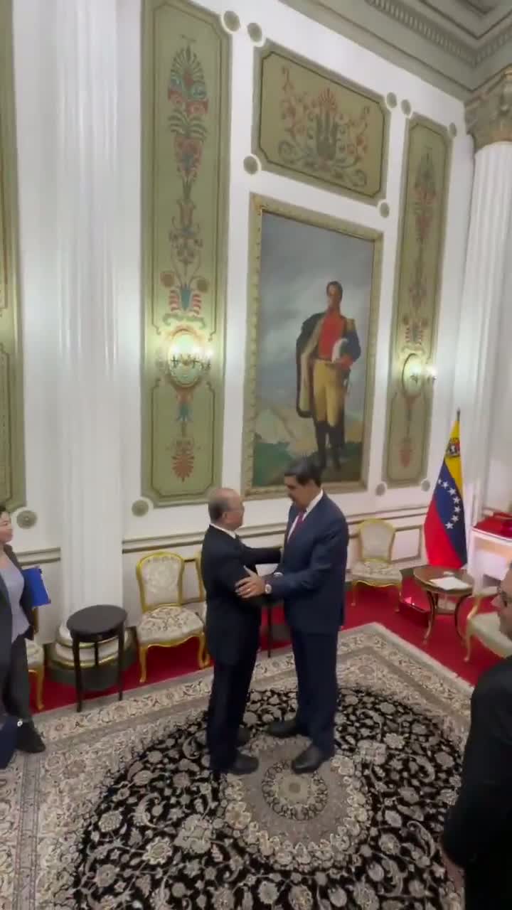 Illustrative photo for: Maduro Chinese Envoy Caracas: Diplomatic Meeting and Visit