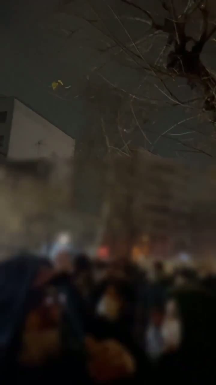 Illustrative photo for: Iran protest chant Shocks Tehran as Demonstrators Demand