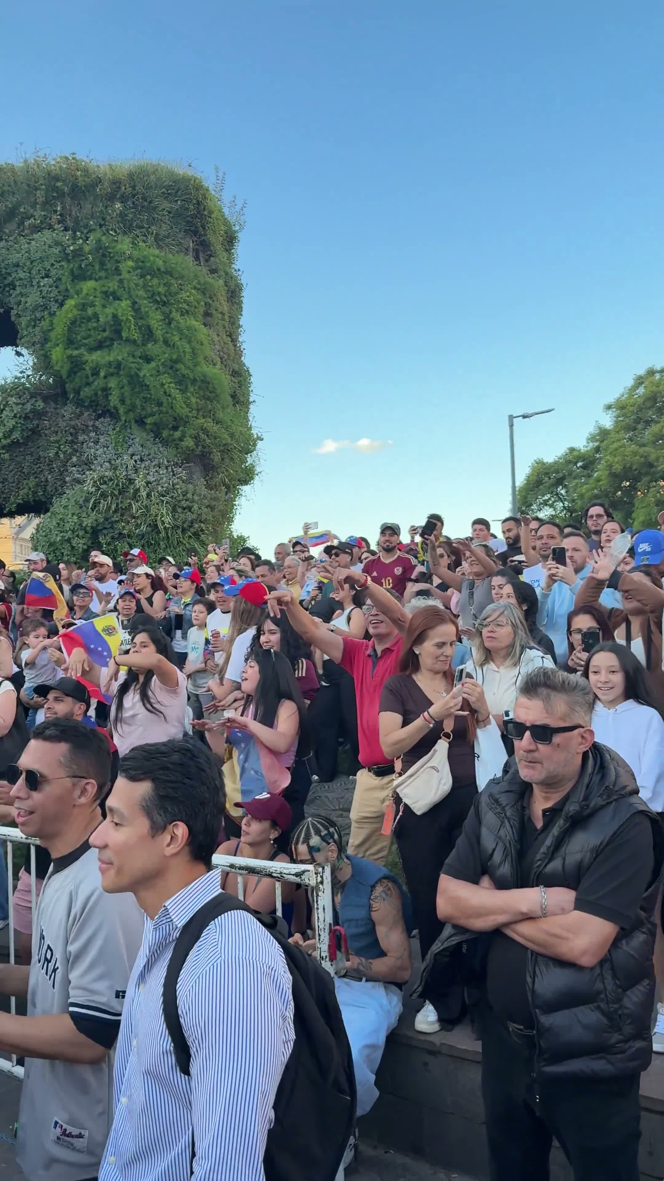 Illustrative photo for: Venezuelan Refugees Celebration in Buenos Aires Marks