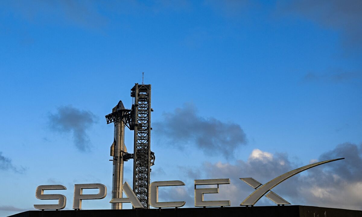 Illustrative photo for: SpaceX billion dollar investment Turns $1.1B Fund Into