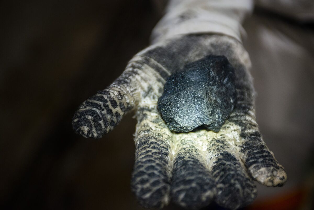 Illustrative photo for: Zimbabwe High Court Rules Impala Platinum Royalty Liability