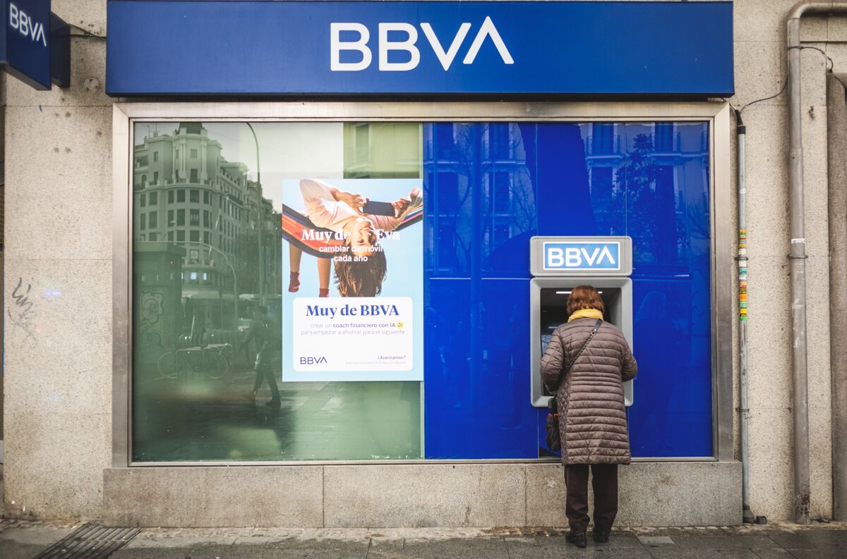 Illustrative photo for: BBVA Quarterly Profit Matches Expectations Despite Lending