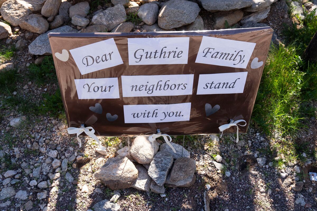 Illustrative photo for: Guthrie family safe return cited in arrest warrant case
