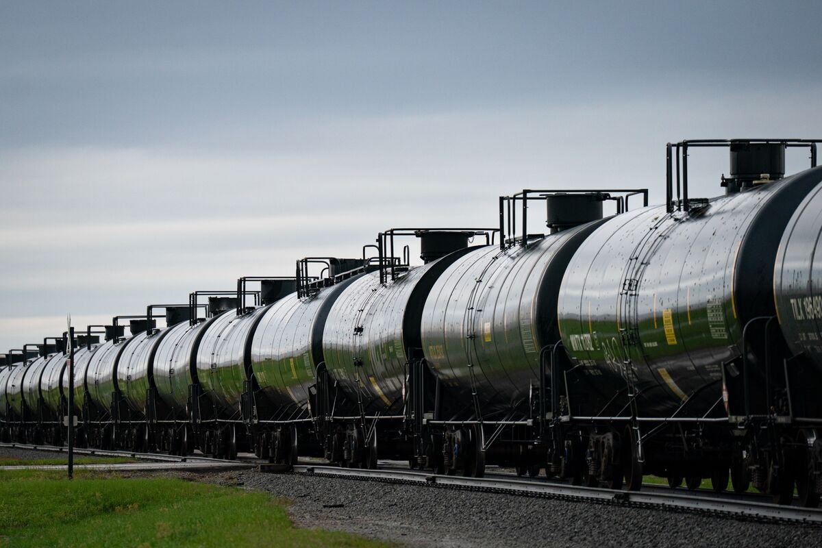 Illustrative photo for: Lawmakers Update Biofuels Guidelines Impasse Divided Groups