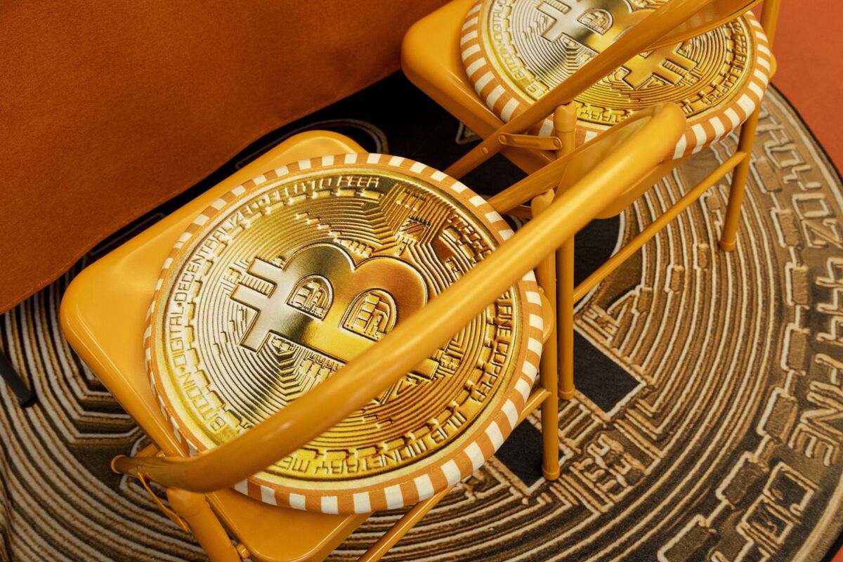 Illustrative photo for: Retail investors bearing brunt as crypto plunge deepens