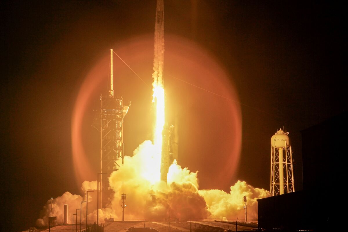 Illustrative photo for: SpaceX stock surge impact: Bets spark 200% rally in Korea