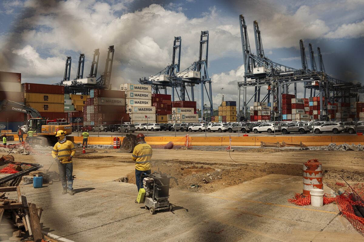Illustrative photo for: Panamanian port occupation order: President orders