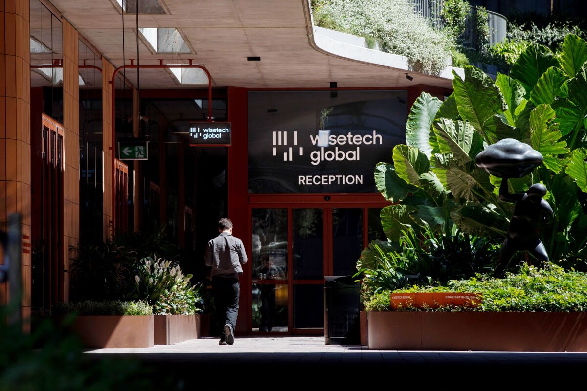 Illustrative photo for: WiseTech to Cut 2,000 Jobs in AI driven workforce revamp