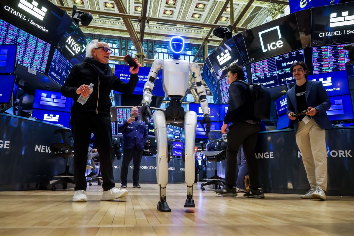 Illustrative photo for: AI transforming global equity markets: Shuli Ren warns