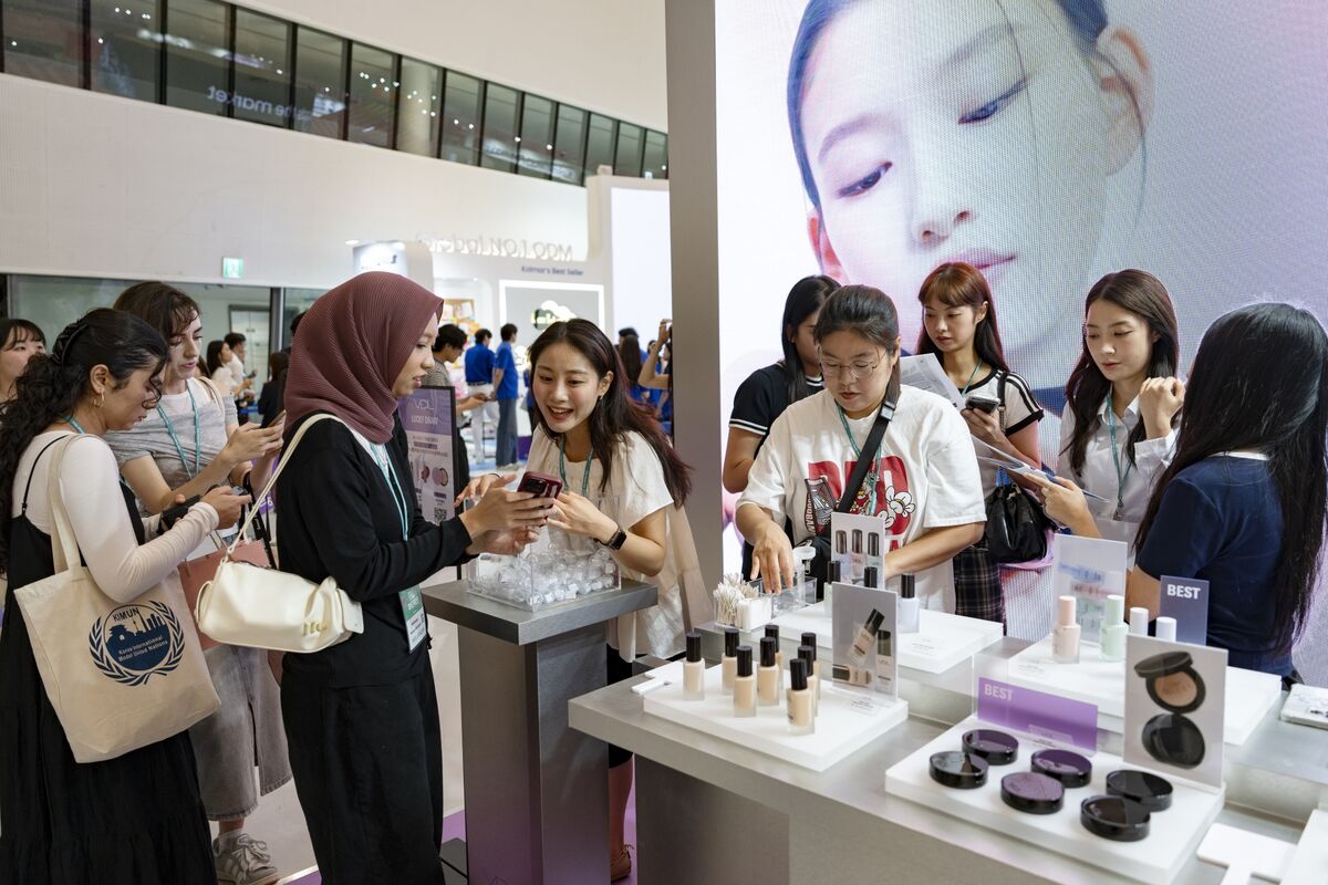 Illustrative photo for: K beauty market adaptation: Strategies to appeal to