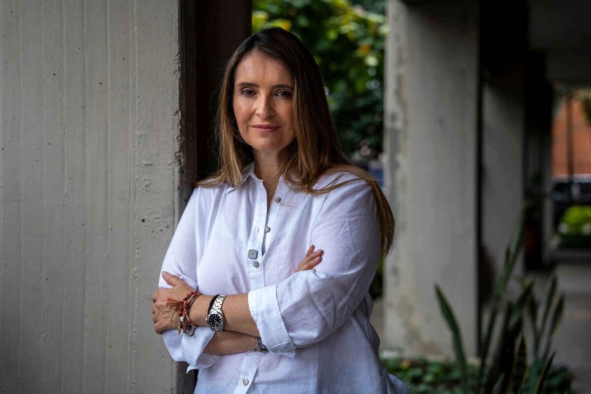 Illustrative photo for: Colombian presidential election momentum: Valencia leads