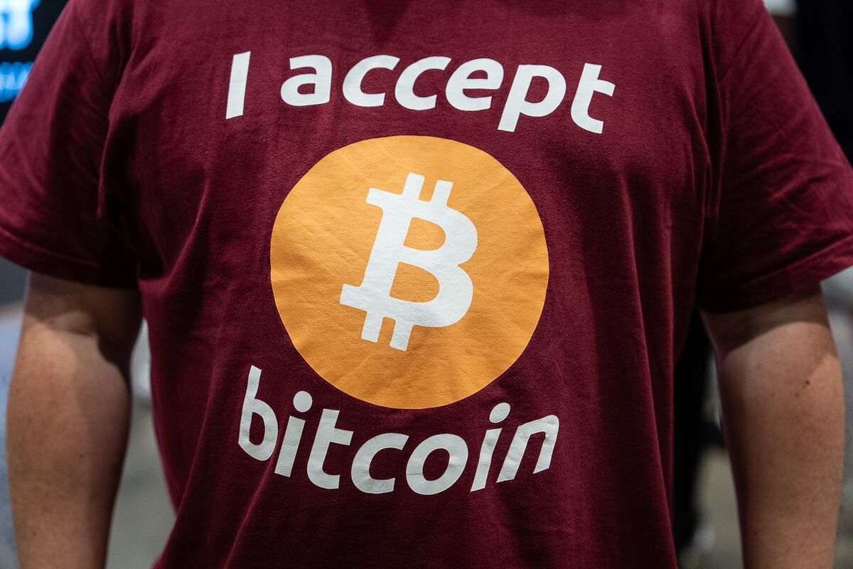 Illustrative photo for: Bitcoin trading uncertainty Middle East reactions
