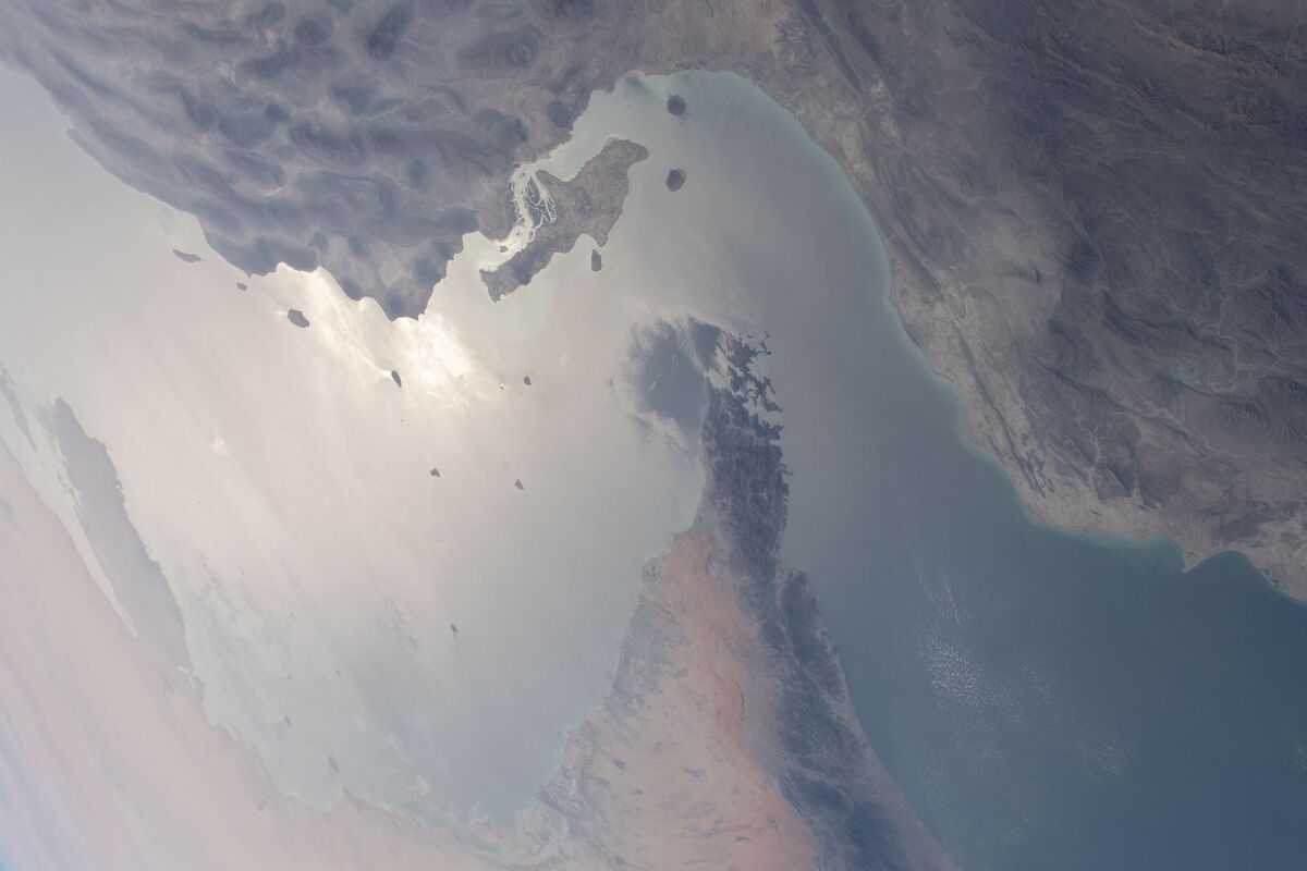 Illustrative photo for: Gas laden ships Hormuz route proximity coast guard tracking