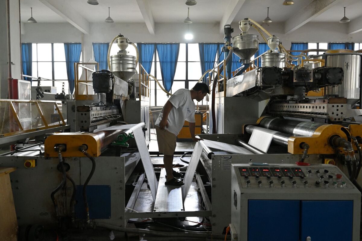 Illustrative photo for: China firms war outlook keyphrase: Beijing Projects Calm as