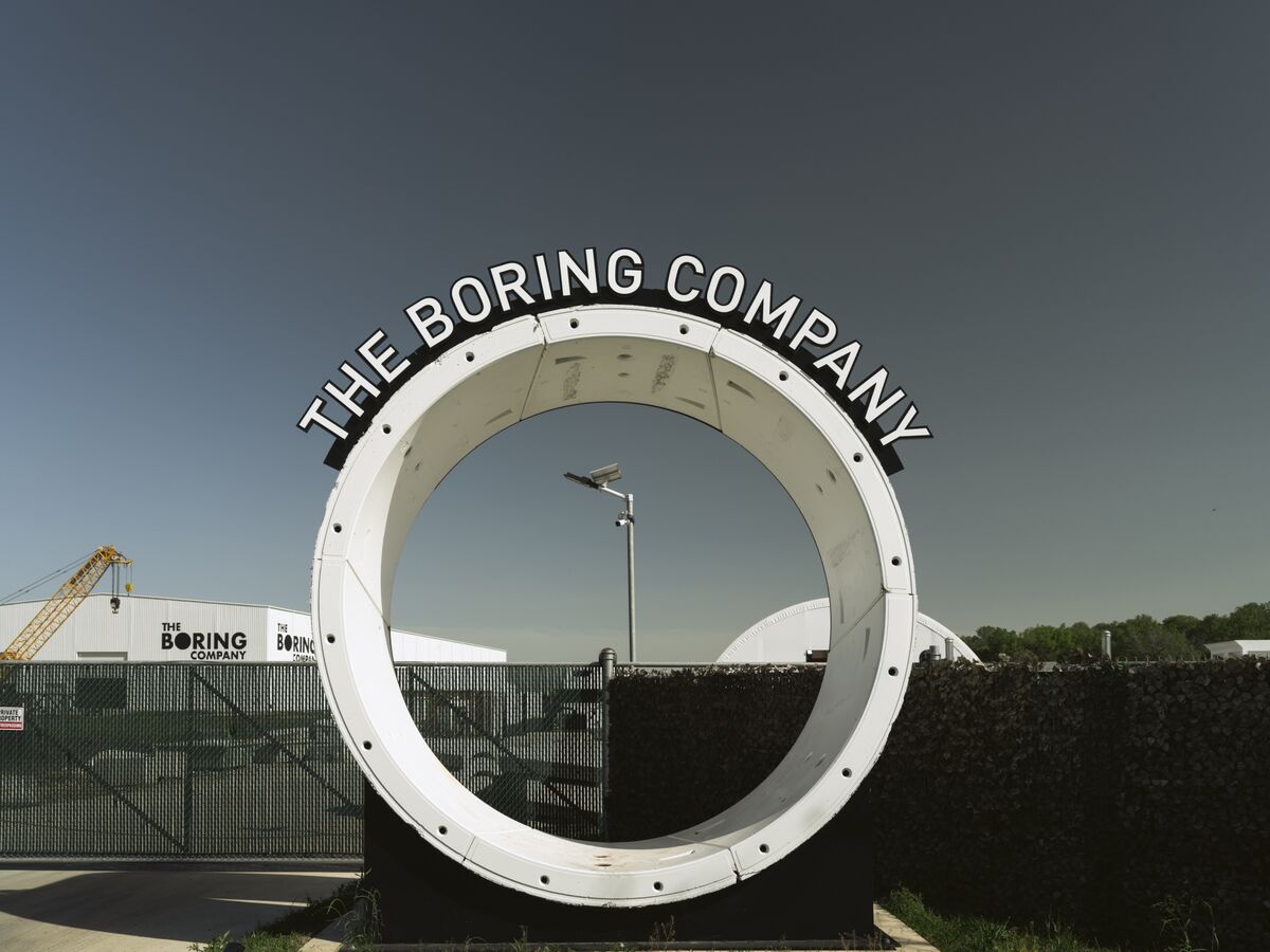 Illustrative photo for: Houston in talks with Elon Musk’s The Boring Company to