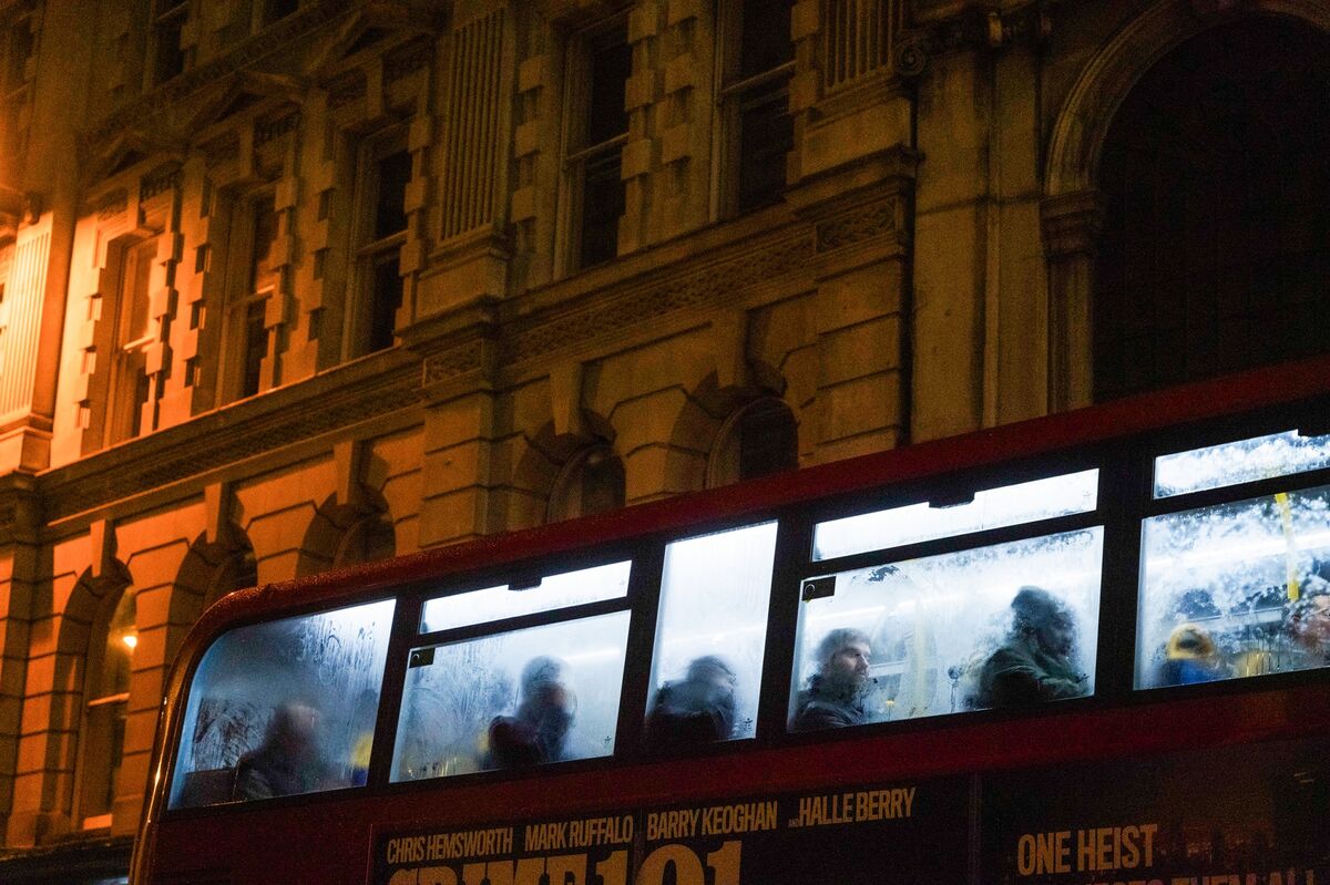 Illustrative photo for: AI work scarcity london guided job market trends in London