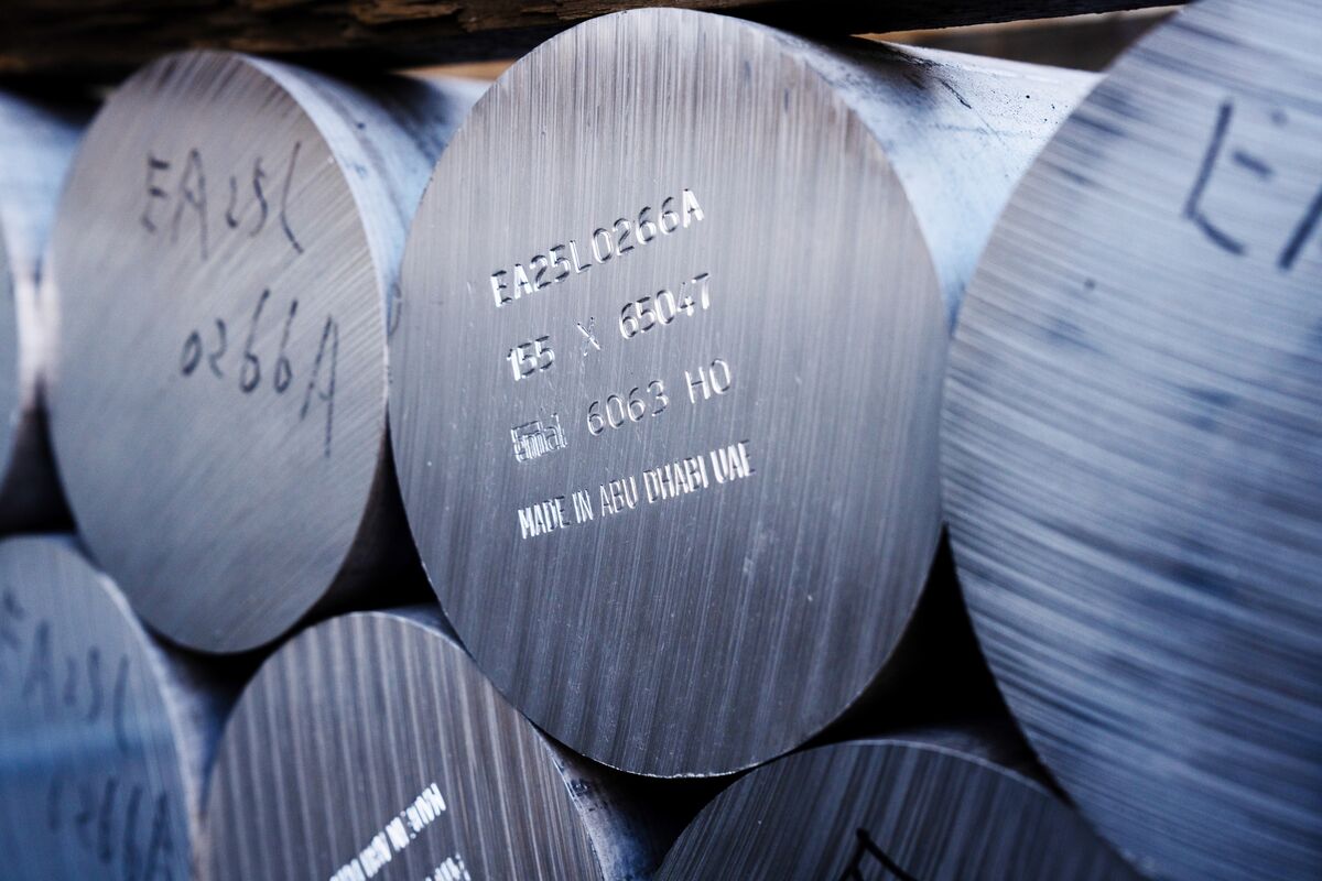 Illustrative photo for: Aluminum price surge supply disruption sparks biggest