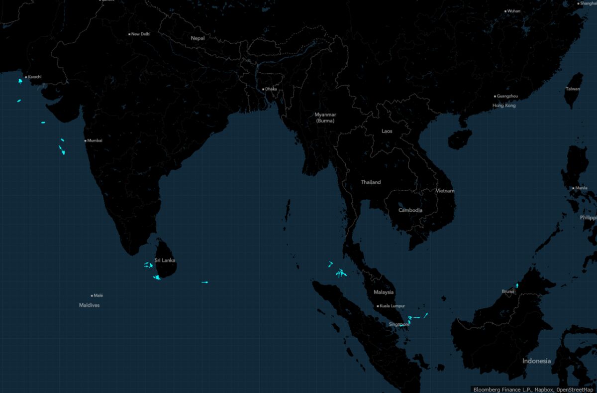 Illustrative photo for: Qatari LNG tankers idle as plant closes and Hormuz blockade
