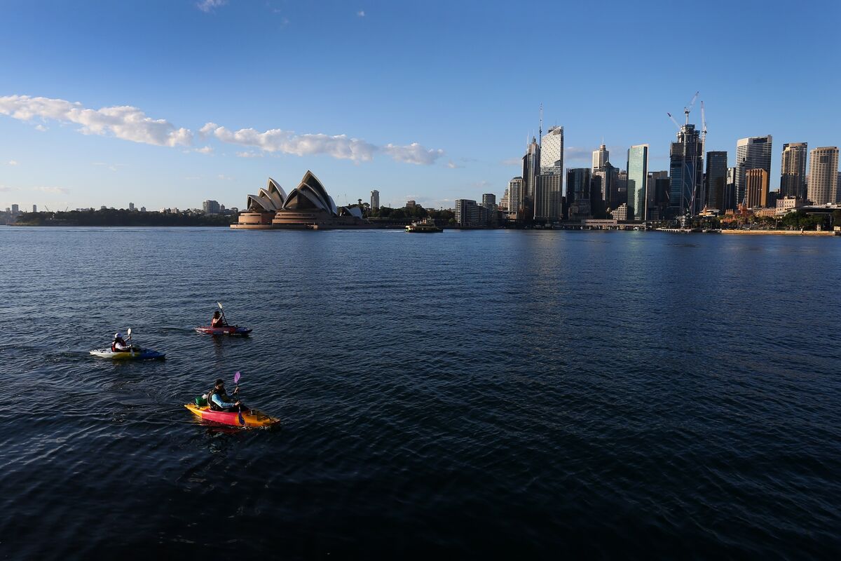 Illustrative photo for: Retirement financial confidence fear: Aussies near