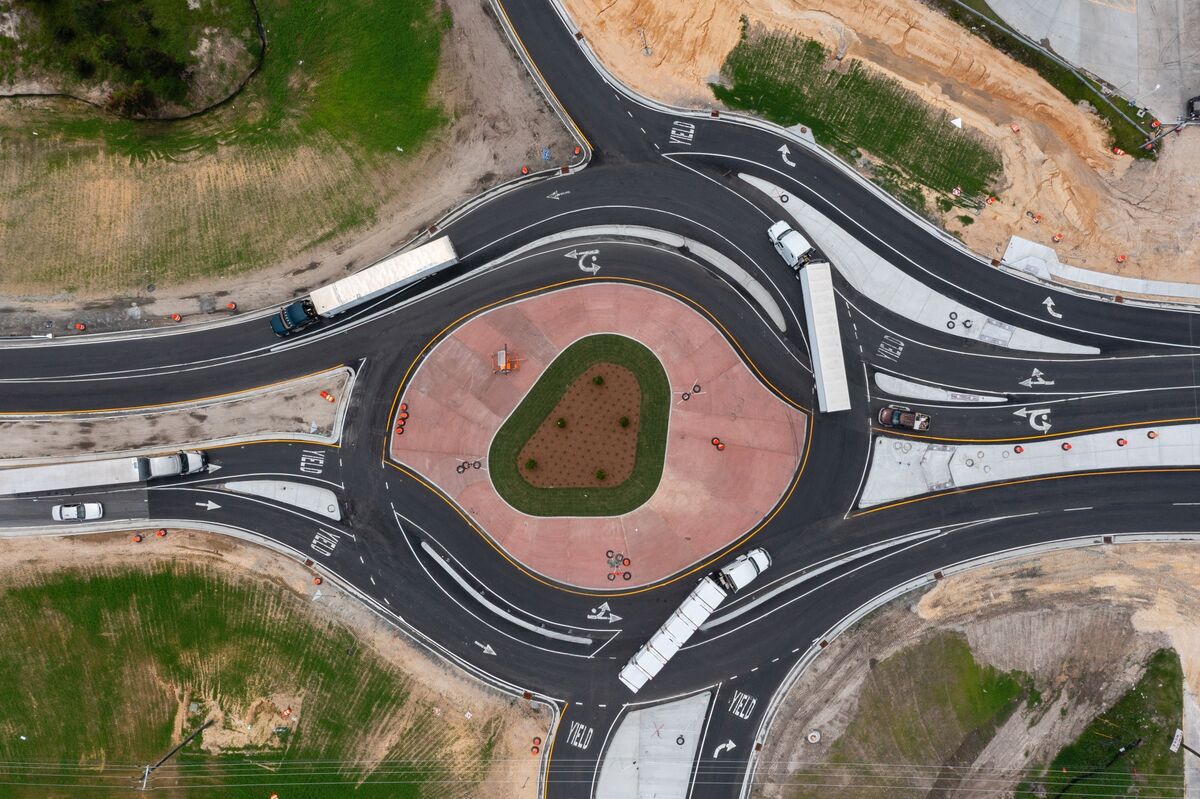 Illustrative photo for: Credit Managers Urged to Diversify Portfolio