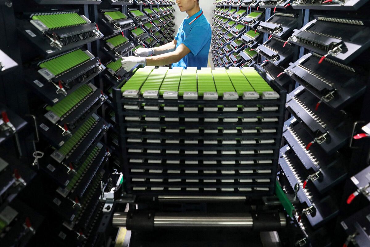 Illustrative photo for: Lithium battery export surge Q1: China exports rally amid