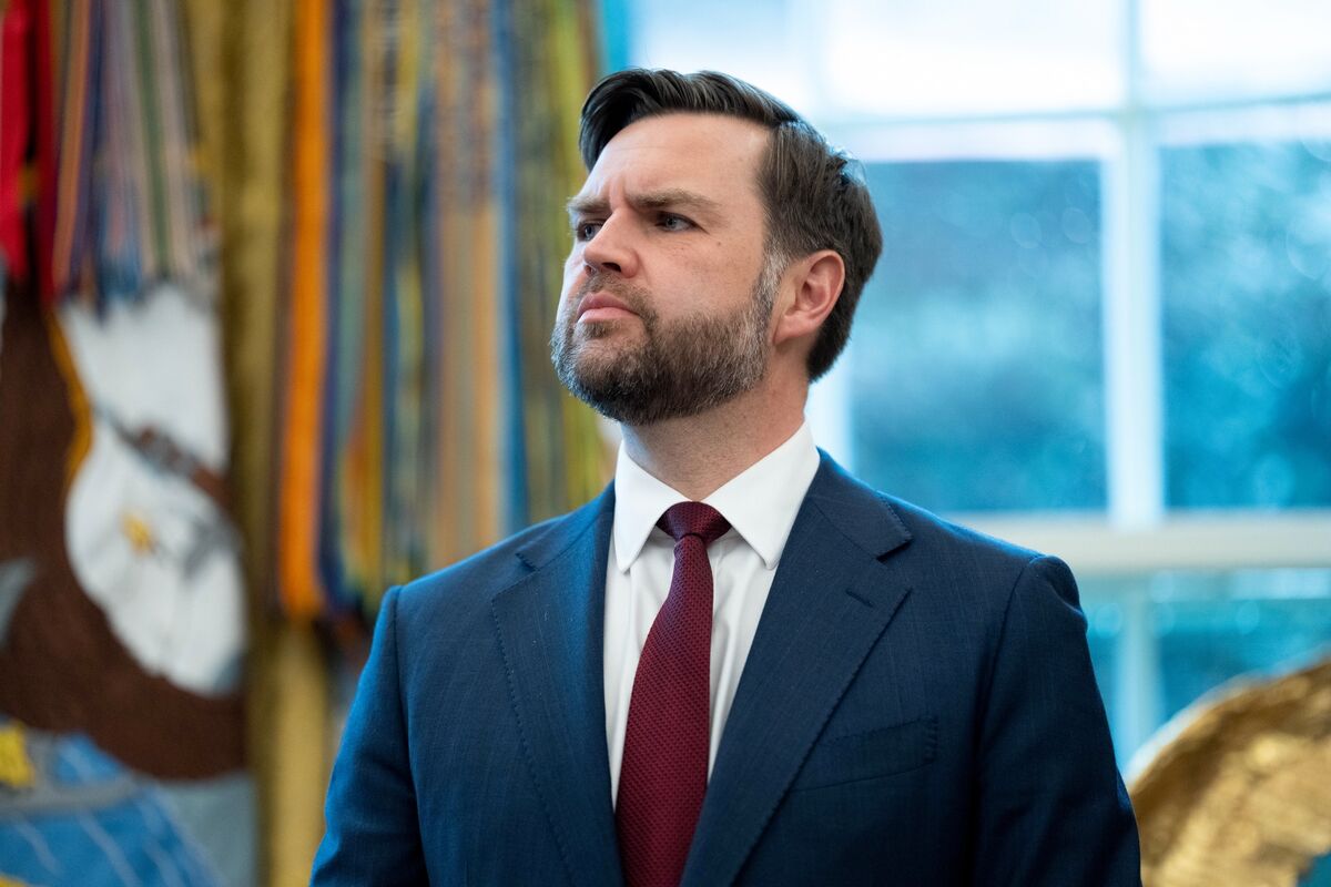 Illustrative photo for: Vance Pope Leo remarks caution: Pushback on Iran War