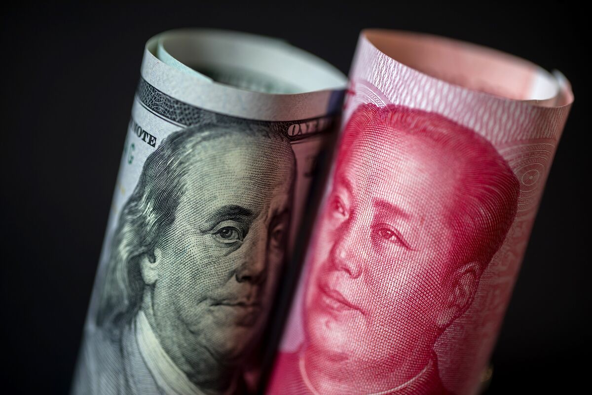 Illustrative photo for: China banks foreign currency sales records March demand
