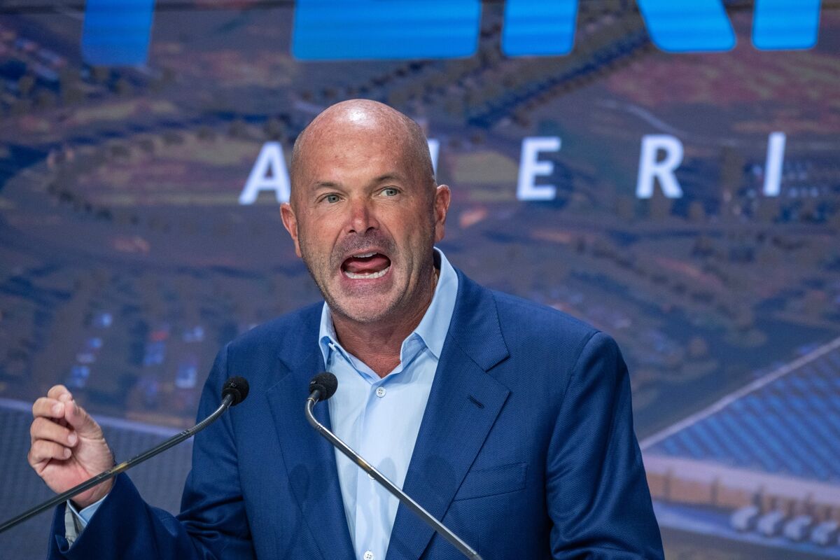 Illustrative photo for: Fermi stock postmarket drop: shares plunge after CEO departs