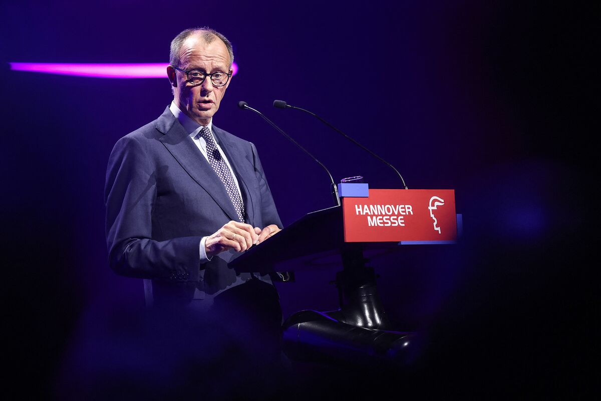 Illustrative photo for: Germany energy crisis leadership response: Merz convenes