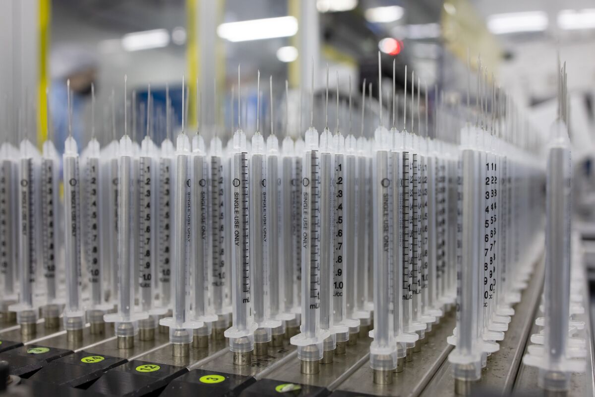 Illustrative photo for: South Korea Regulator Moves to Curb Syringe Hoarding Curb