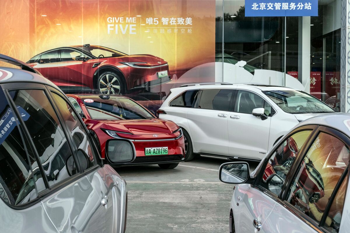 Illustrative photo for: Toyota sales decline March RAV4 demand Iran conflict supply