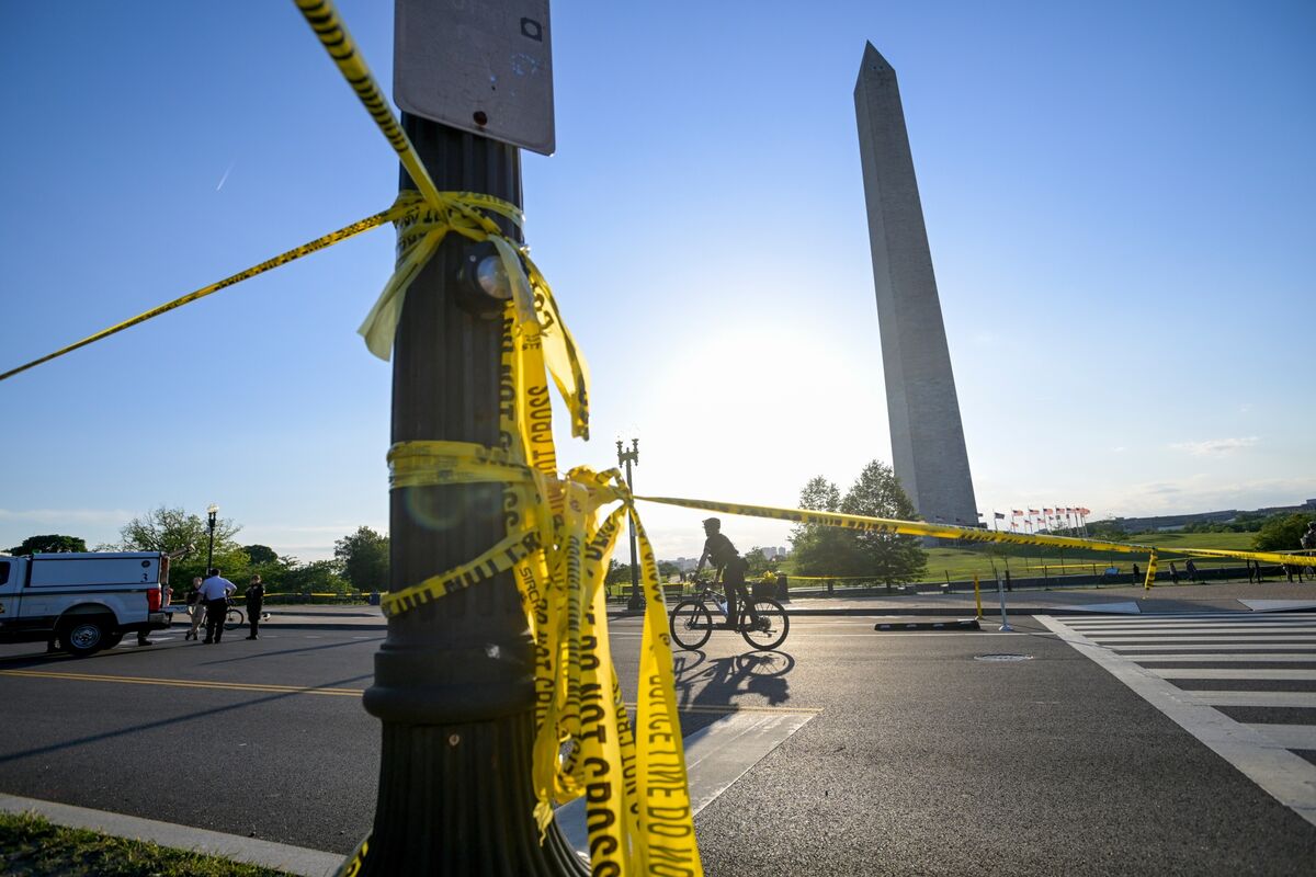 Illustrative photo for: Secret Service shooting near white house: Officials say man