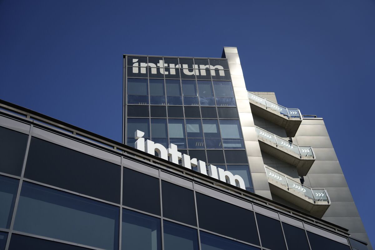 Illustrative photo for: Intrum equity capital raise: plan to ease heavy debt load
