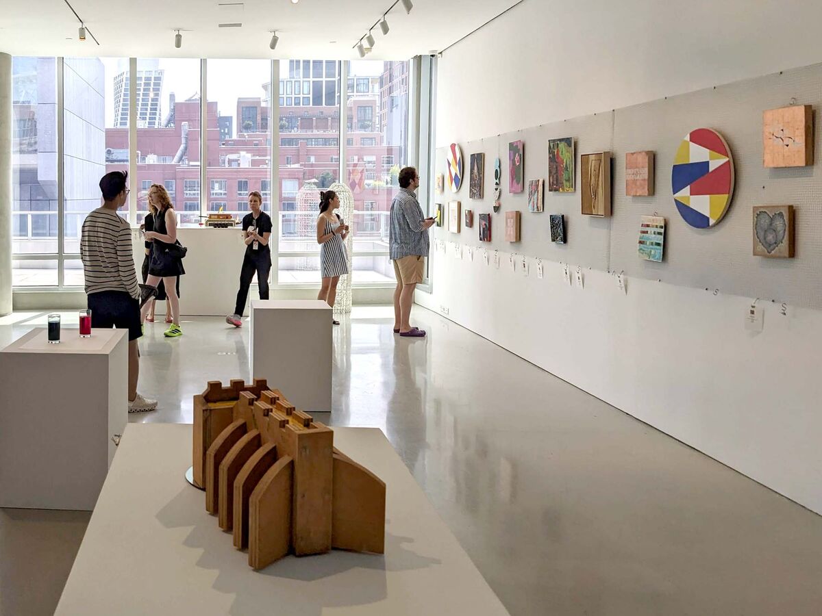 Illustrative photo for: Zero Art Fair Free Art Proposal Prompts Market Fix