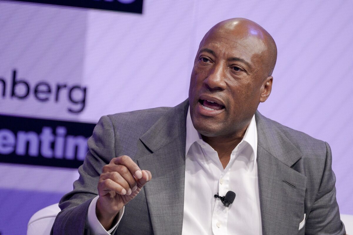 Illustrative photo for: Byron Allen Eyes Free TV Super App for BuzzFeed Buzz